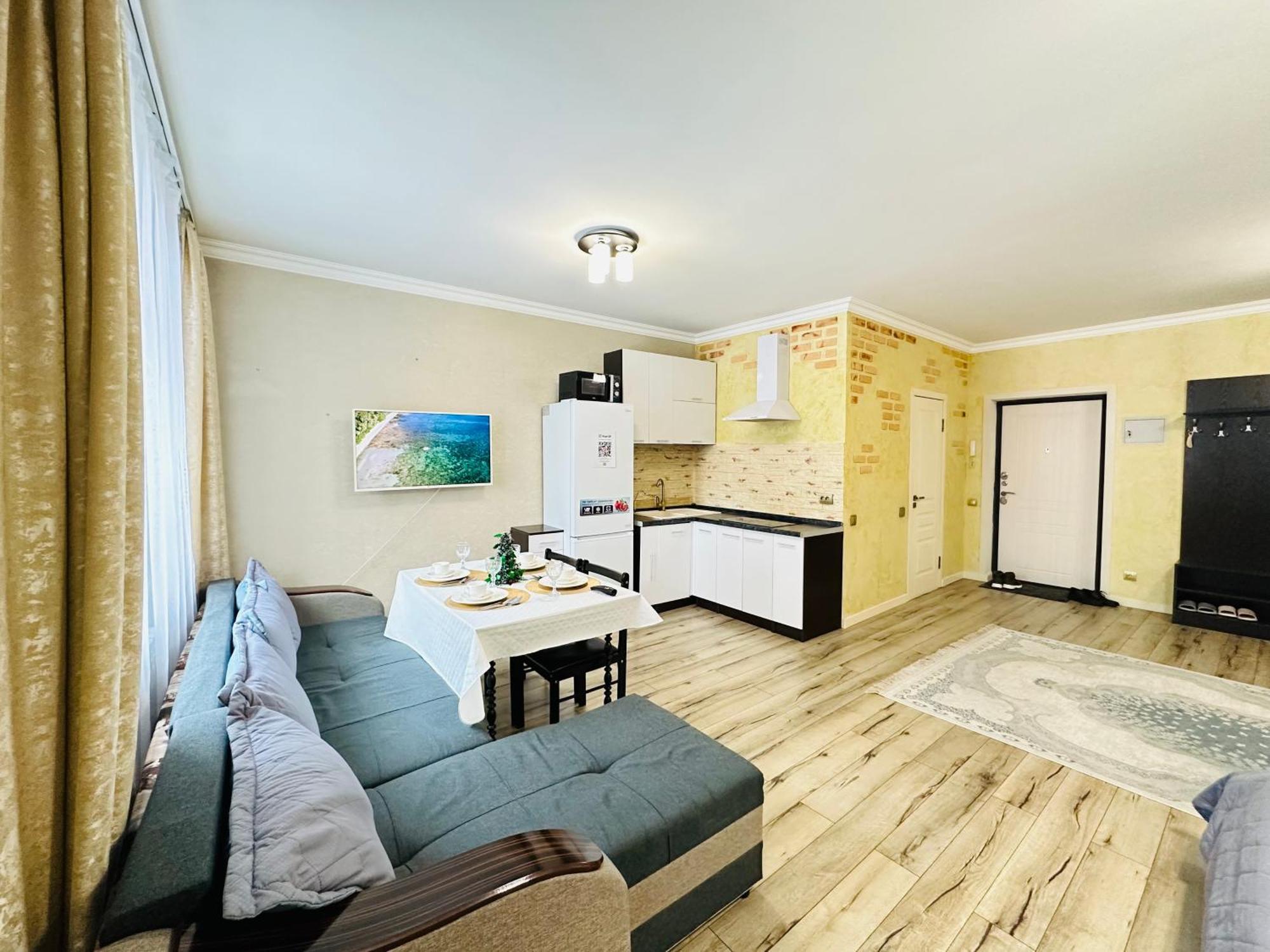 Vostochnyi Park Apartament In The Center Of Almaty Apartamento Exterior foto